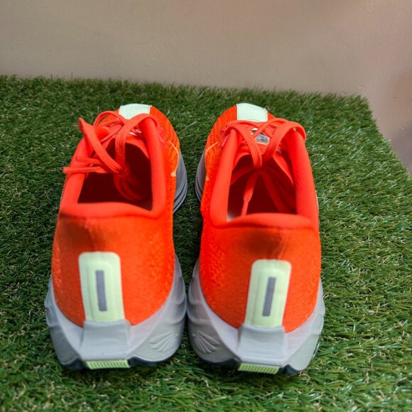 Nike Pegasus Plus Running Shoes Flyknit Safety Orange FQ7262-800 Men 7 Wmn 8.5 main image 6